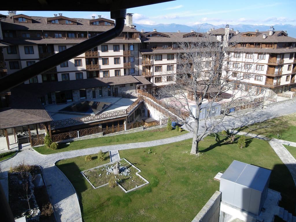 Neon Gondola Lift Apartments Banszko Kültér fotó