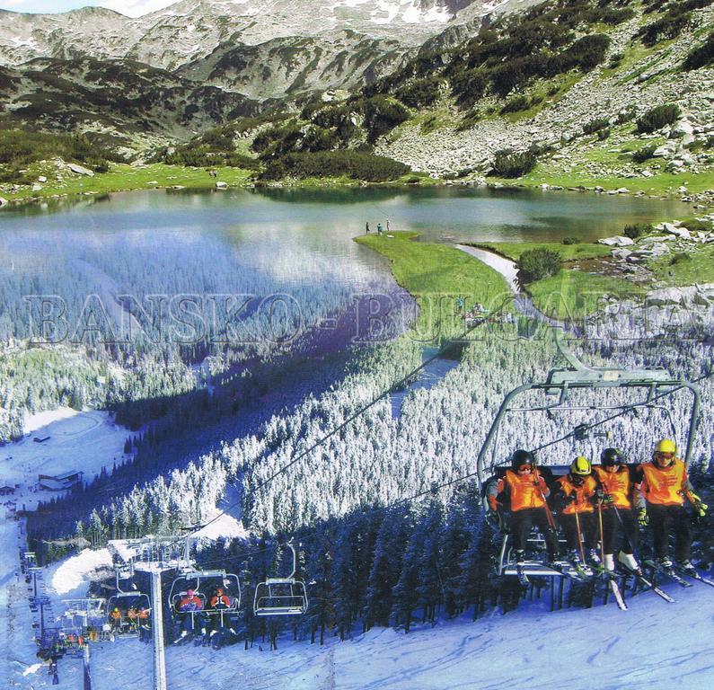 Neon Gondola Lift Apartments Banszko Kültér fotó